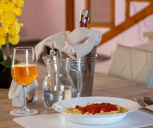 Butterfly House Vila Trappeto (Sicily)