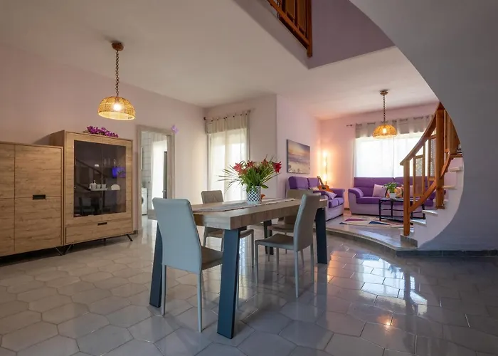 Butterfly House Trappeto (Sicily)